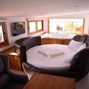 George'S Boutique Hotel